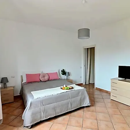 Apartment House *